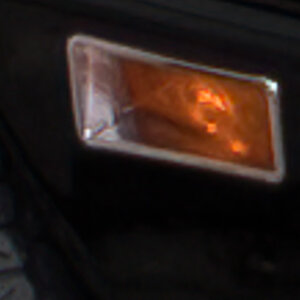 H12X1698-ext-1-2.jpg