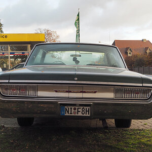 Chrysler New Yorker 4.jpg