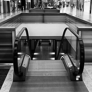 Rolltreppe (1 von 1)-Bearbeitet.jpg