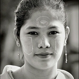 comp_Portrait1SW-Lumi.jpg