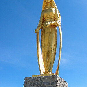 Marienstatue am Monte-Moro-Pass.jpg