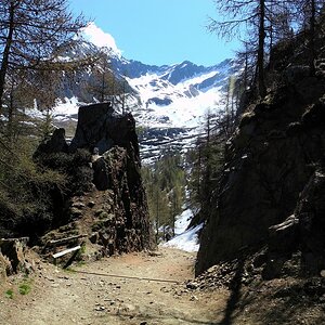 Wanderweg von der Hirzer Bergstation zur Mahdalm