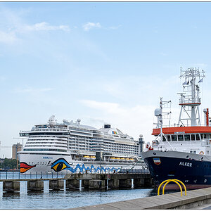 195 ALKOR und AIDA PRIMA in Kiel