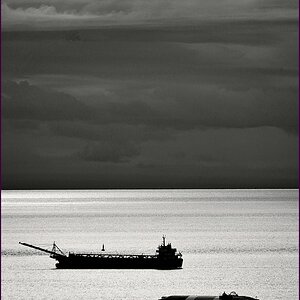 comp_Boats-lumi.jpg