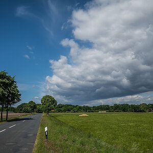 Land - und Wolkenstrasse (1 von 1).jpg