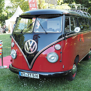 VW Bus 1500 Photostudio F.jpg