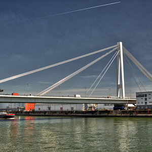 kurt-schumacher_brücke_1200.jpg