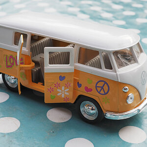 VW Bus Love.jpg
