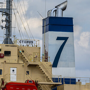 _Z7F1359-.JPG