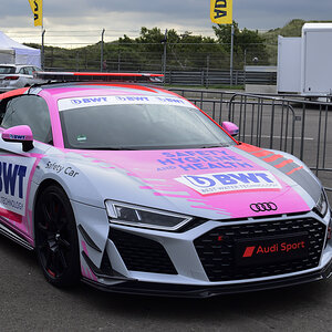Audi R8 V10 Plus,