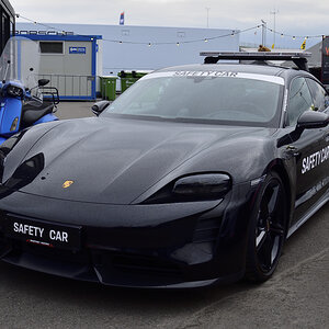 Porsche Taycan das neue Safety Car