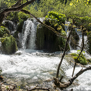 Wasserfälle Plitwicer Seen4.jpg