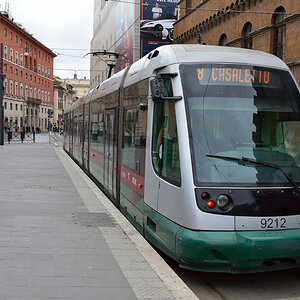 Strassenbahn in Rom.jpg