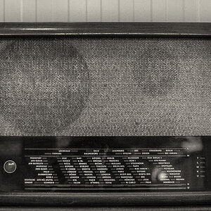 Altes Radio (1 von 1).jpg