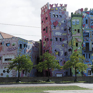Happy Rizzi Haus 2.jpg