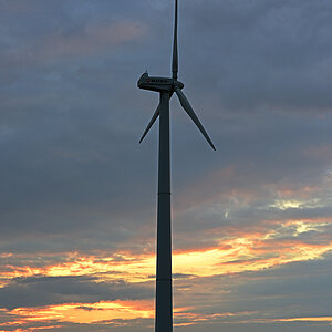 811_8307t10l10fks50p1.jpg