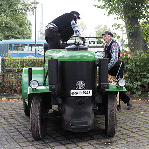 Holzvergaser 2.jpg