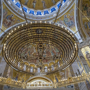 Sava-Kathedrale Belgrad2.jpg