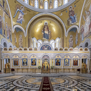 Sava-Kathedrale Belgrad3.jpg