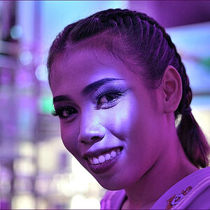 comp_250-1.8-lumi.jpg