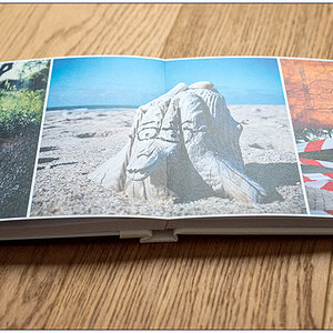 Sabine_Lommatzsch_20220929_365_Fotobuch_21_Layflat_Bindung.jpg
