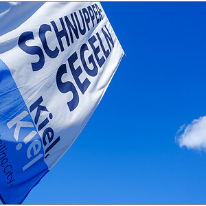 2022 05 Schnuppersegeln unter blauem Kieler Himmel