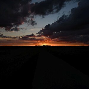 Sonnenuntergang mit Wolken 2
