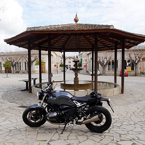 BMW in Sineu.jpg