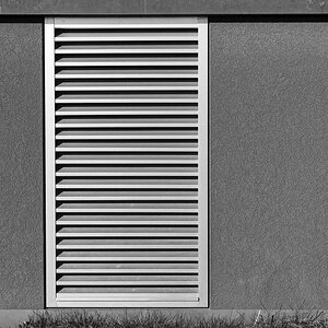 Lüftungsschlitze BW.jpg