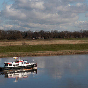 Elbe Dömitz 1-1.jpg