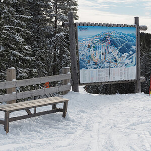 Snowboardbank.jpg