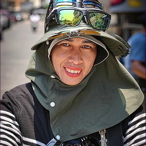 comp_2sunglass-lumi.jpg