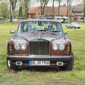Rolls-Royce Silver Shadow II F.jpg