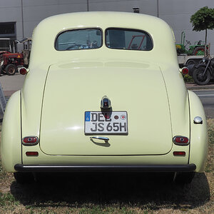 Oldsmobile Six Club Coupé c.jpg