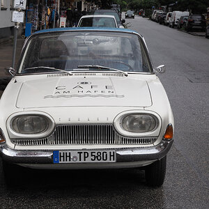 Ford Taunus 17m - 2.jpg