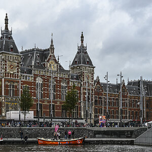 Amsterdam Bahnhof Centraal.jpg