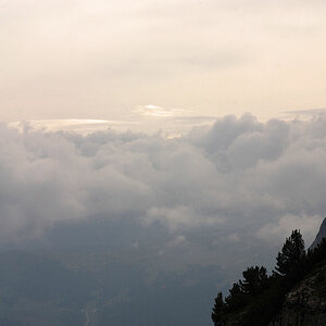 Wolken und Nebel am Passo Gardena