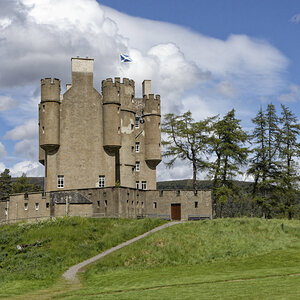 Braemar Castle (2).jpg