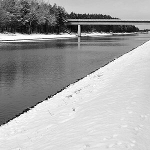 Schneekanal BW.jpg