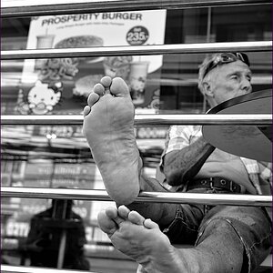comp_2Feet.jpg