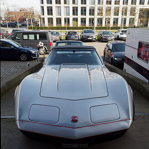 Corvette Stringray 2.jpg