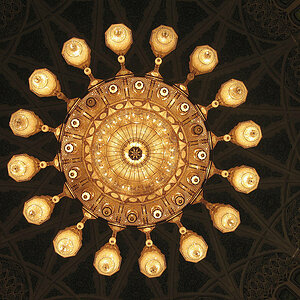 Muskat-Oman: Luster in der Sulatan Quaboos Moschee