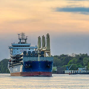 _Z7F4834-NEF-024_B.JPG