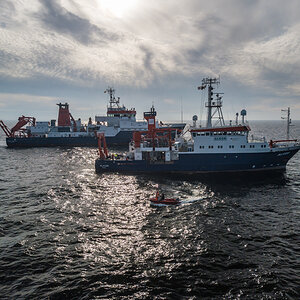 AL611 ALKOR + MSM NF-F-4.jpg