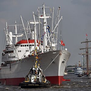 hamburg_cap_san_diego_2.JPG