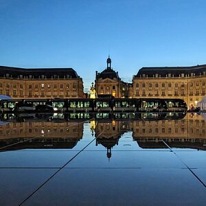 bordeaux_spiegelung.jpg