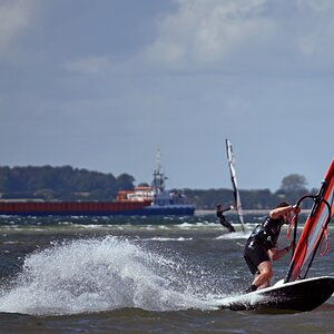 laboe_surfer_1.jpg