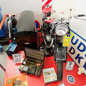 DKW mit Lastenbeiwagen.jpg
