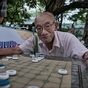 comp_2Chess-lumi.jpg