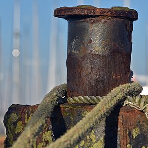 laboe_hafen_poller_3.jpg